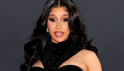 Cardi B Is Getting Laser Hair Removal to Look Like。